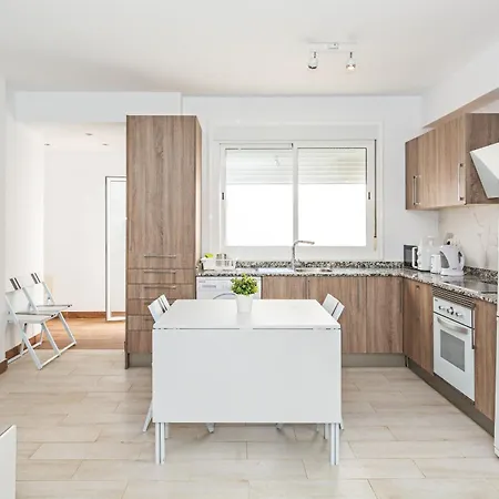 アパート Modern House - Renovated & Cozy *